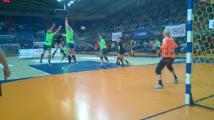 MKS Selgros Lublin przełamał się po dwóch porażkach i wygrał 25:19 z Energą AZS Koszalin.